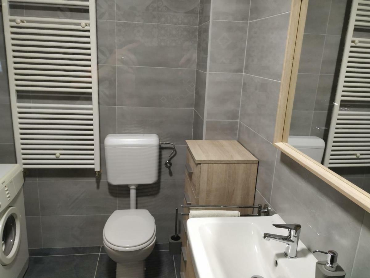 Apartment Mirta プーラ エクステリア 写真